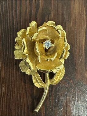 Gold Floral Rose Pin with Clear Center Stone
